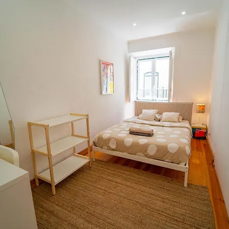 Homestay Lisbon Stays